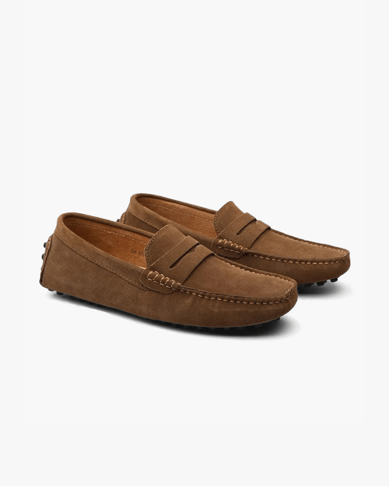 MOCASSINS SKAGEN EM CAMURÇA DE VITELO COSIDOS À MÃO