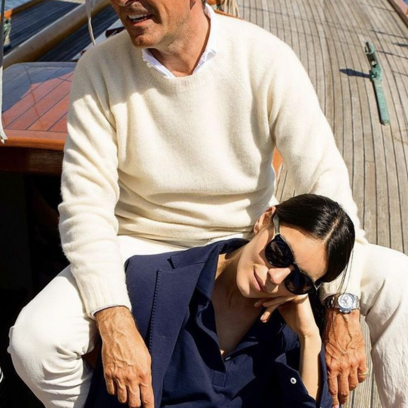 <strong>KNITWEAR</strong>